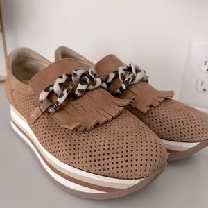 Softwaves Camel Loafers , sz 10